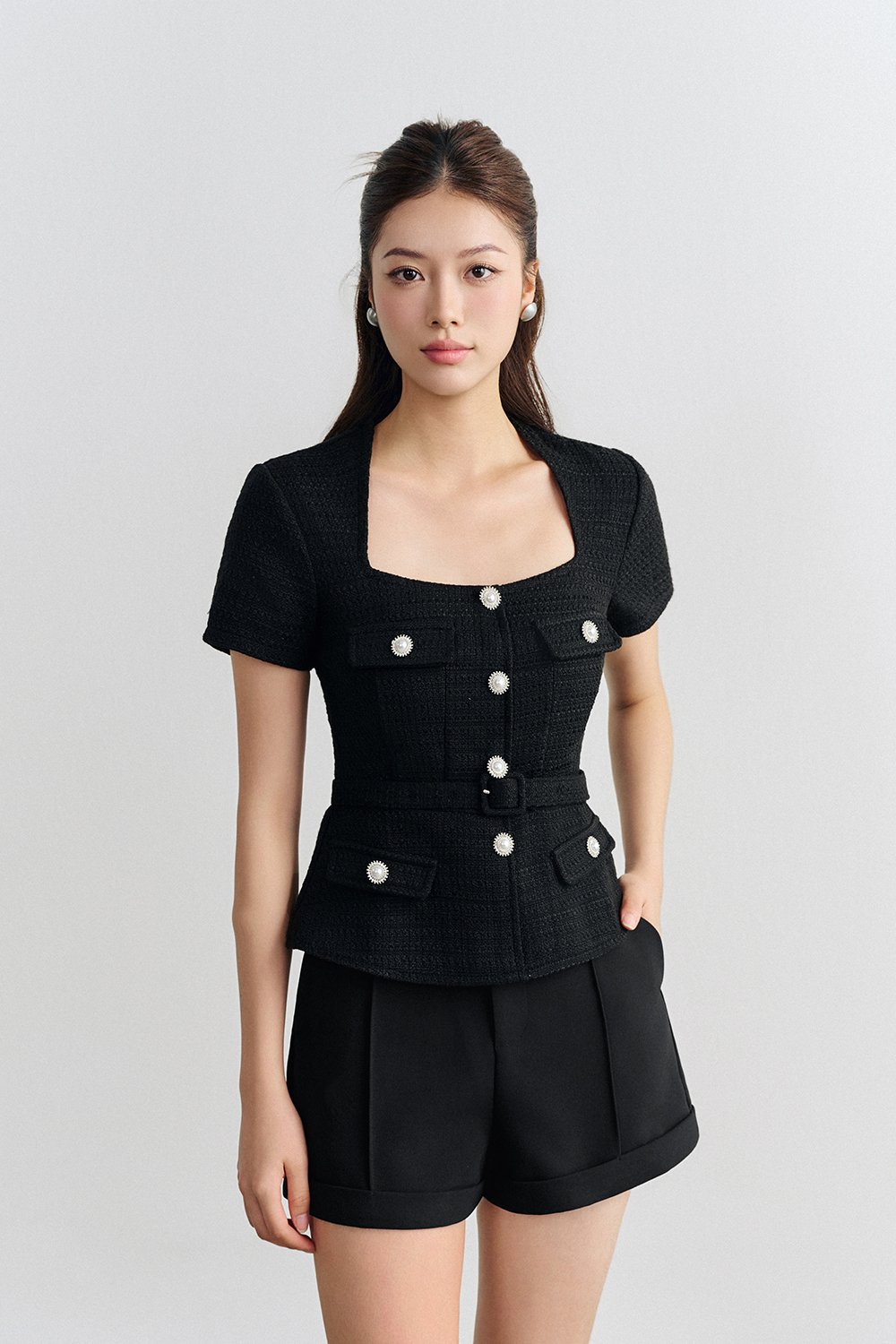 Jordyn Pintuck Shorts In Classic Black