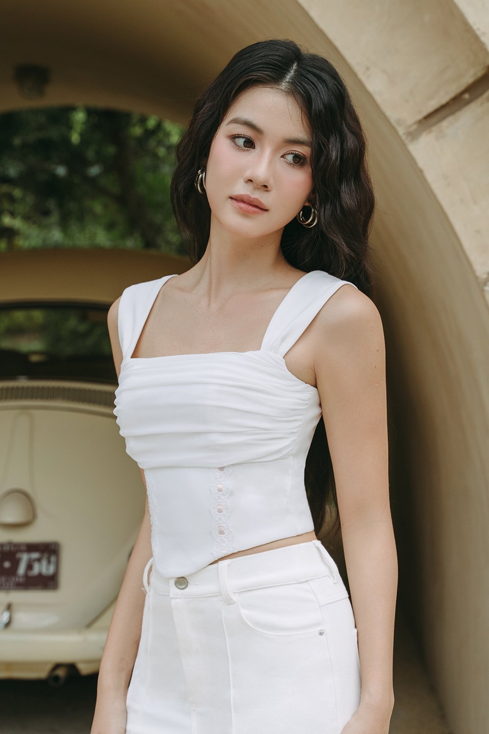 Chantal Romantic Ribbon Top in Iconic White