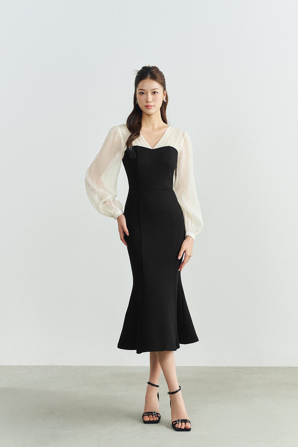 Diana Textured Sleeves Mermaid Ponte Dress in Classic Black