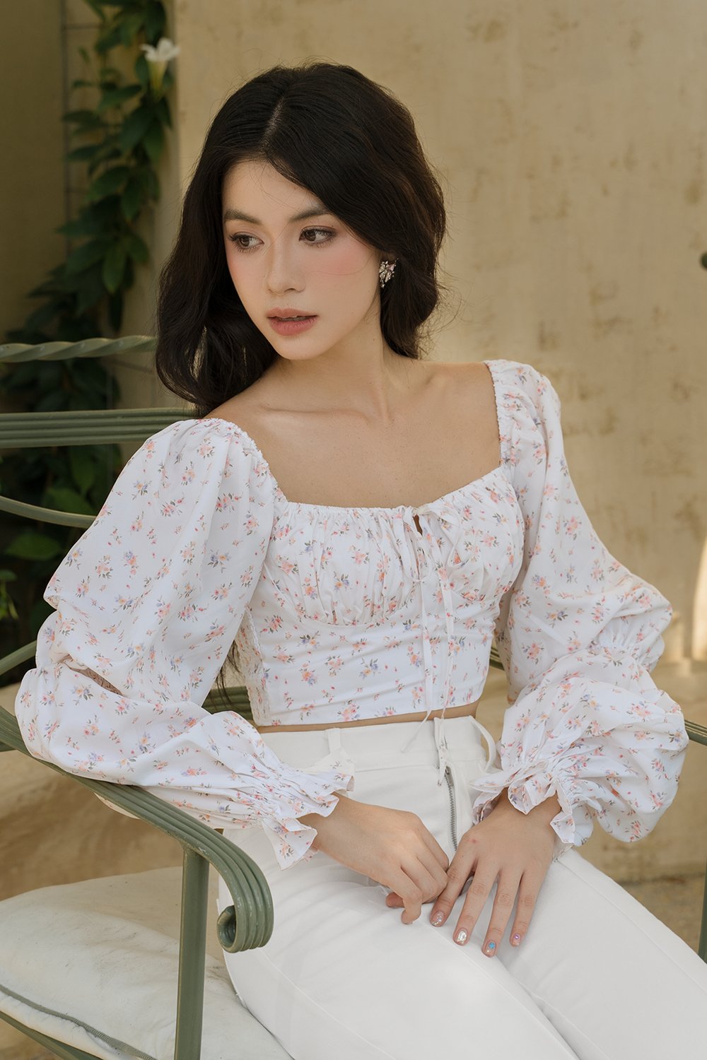 Fleurie Long Puff Sleeves Top in Dainty Florals in Fleurs de Vanille