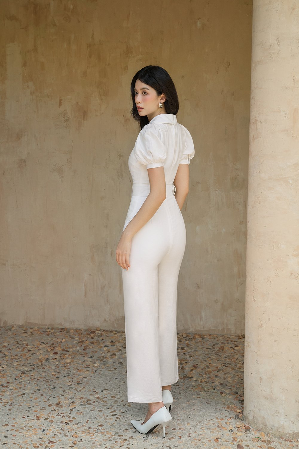 Journee Belted Puff Sleeves Jumpsuit in Iconic White