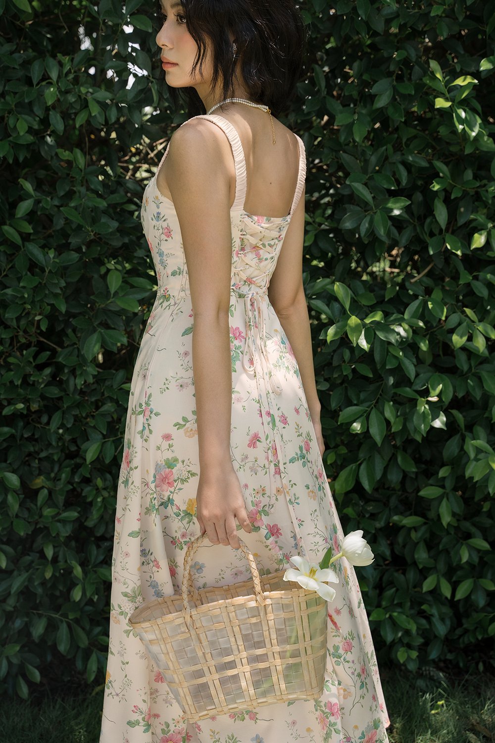 Ottilie Floral Midi Dress in &Eacute;treinte Fleurieie