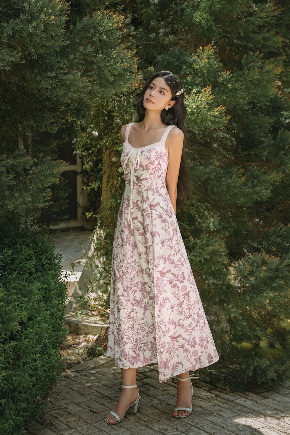 Ottilie Floral Midi Dress in L'Amour Envol&eacute;