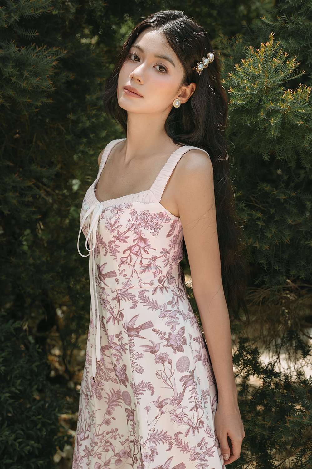 Ottilie Floral Midi Dress in L'Amour Envol&eacute;