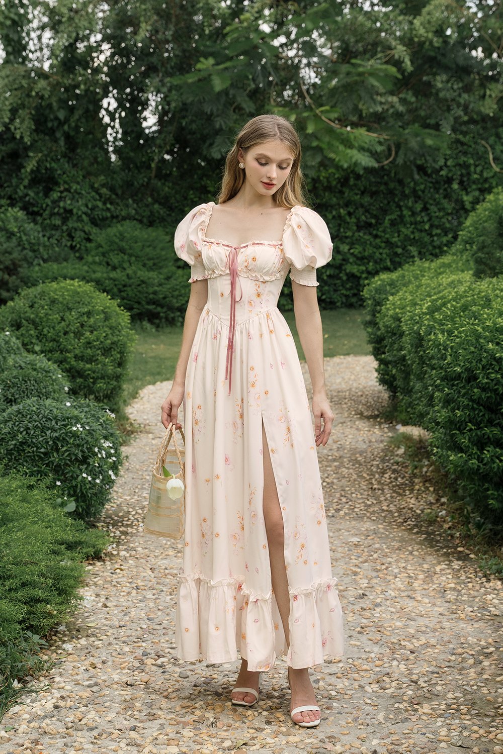 Ang&eacute;lique Sweetheart Ruffle Maxi Dress in Ch&acirc;teau Blossom