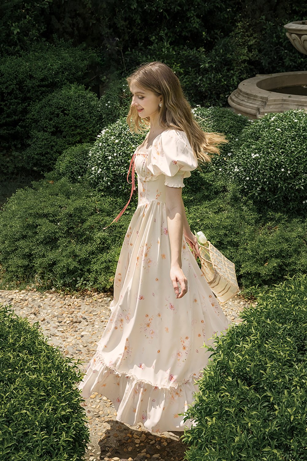 Ang&eacute;lique Sweetheart Ruffle Maxi Dress in Ch&acirc;teau Blossom