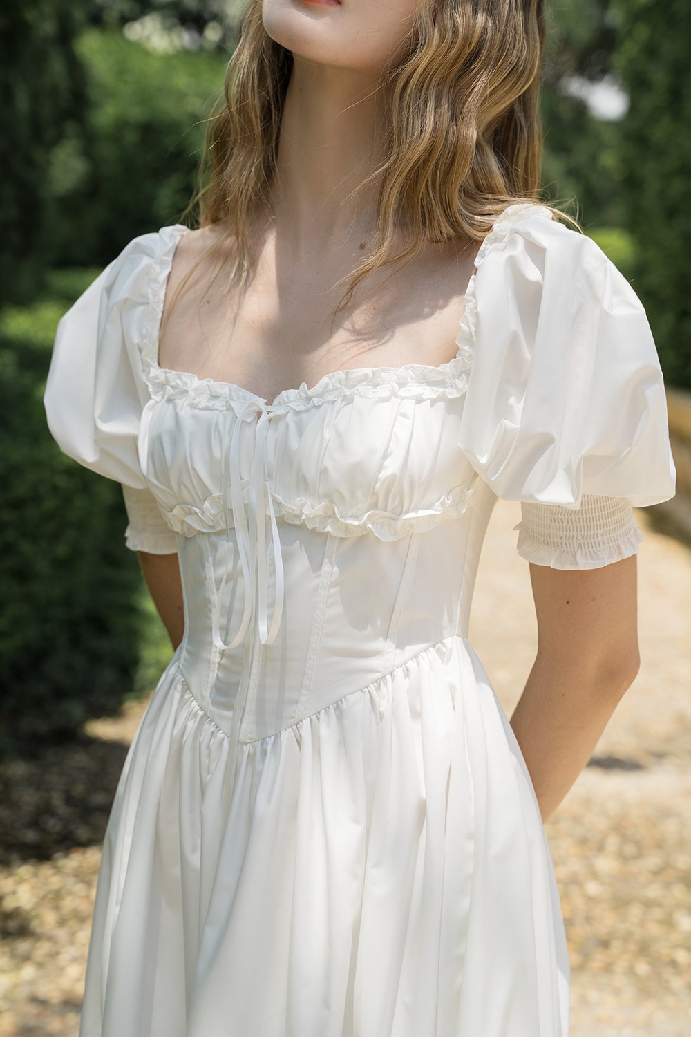 Ang&eacute;lique Sweetheart Ruffle Maxi Dress in Iconic White