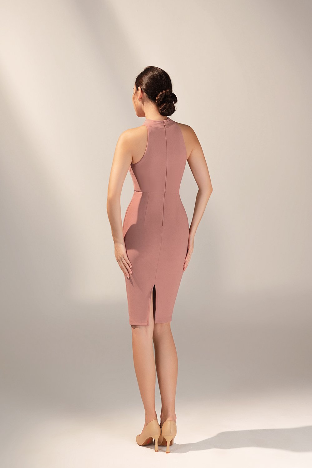 Janelle Crossover Halter Dress in Dusty Rose