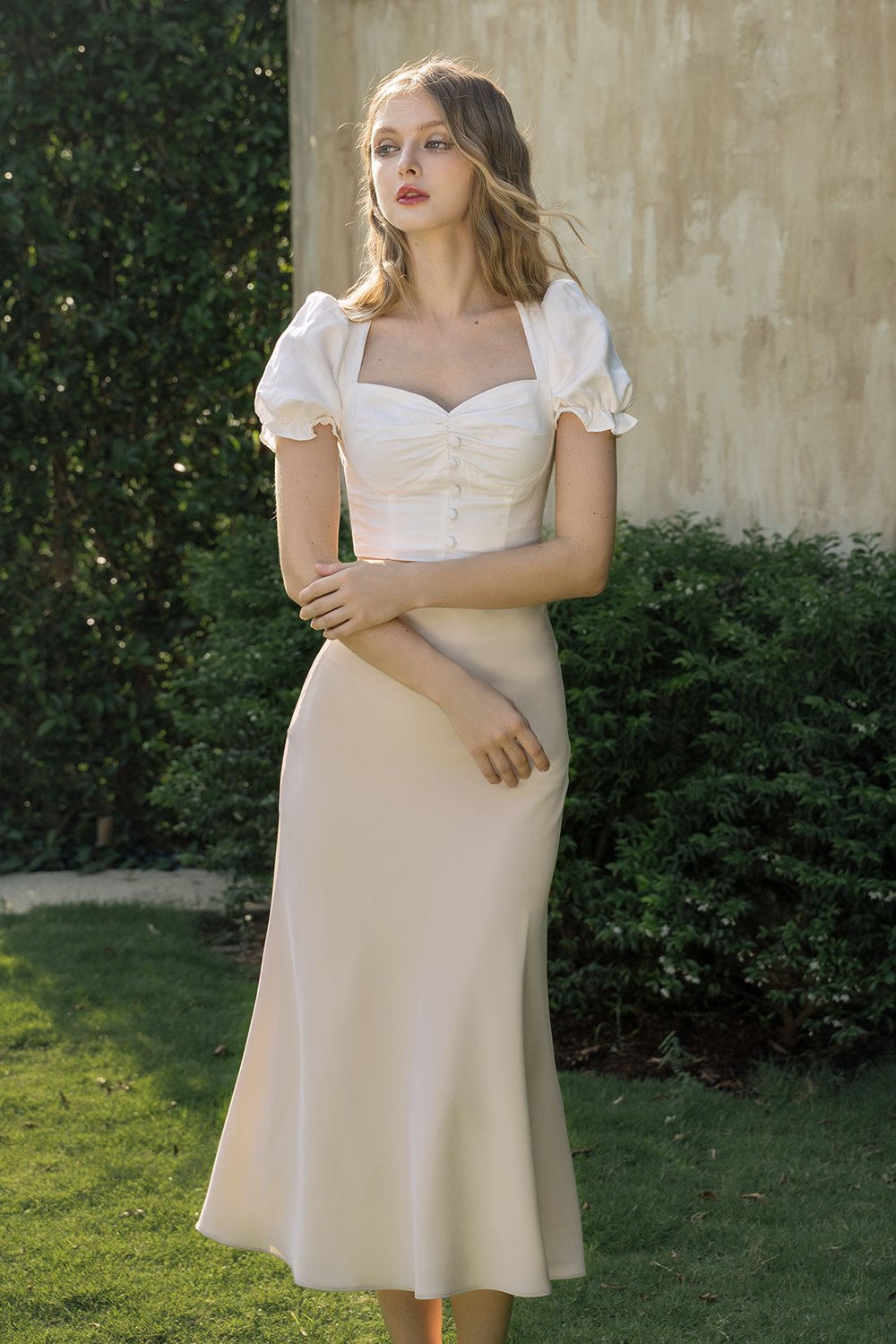 Laurine Sweetheart Puff Sleeves Top in Iconic White