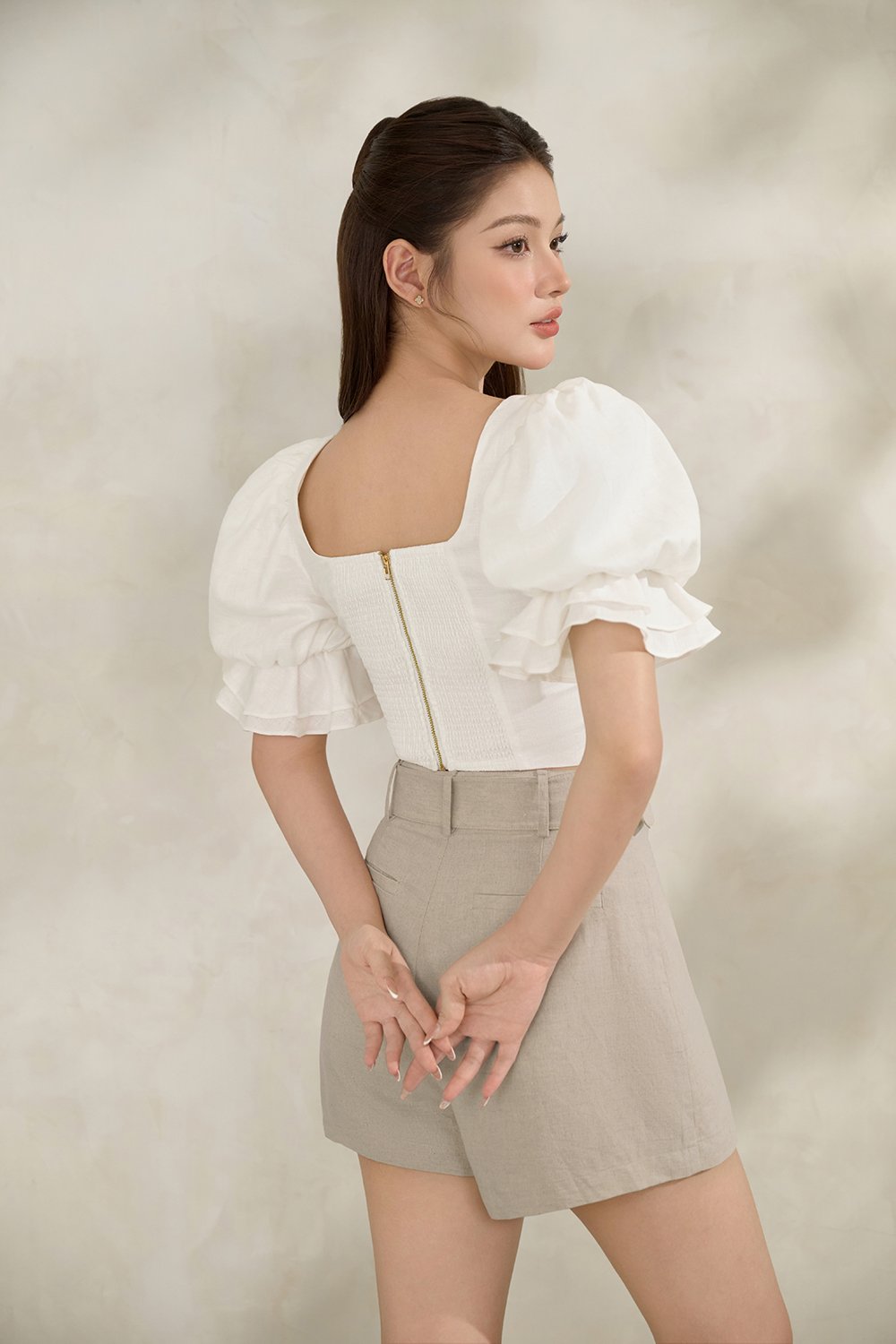 Brienne Belted Skorts in Ecru