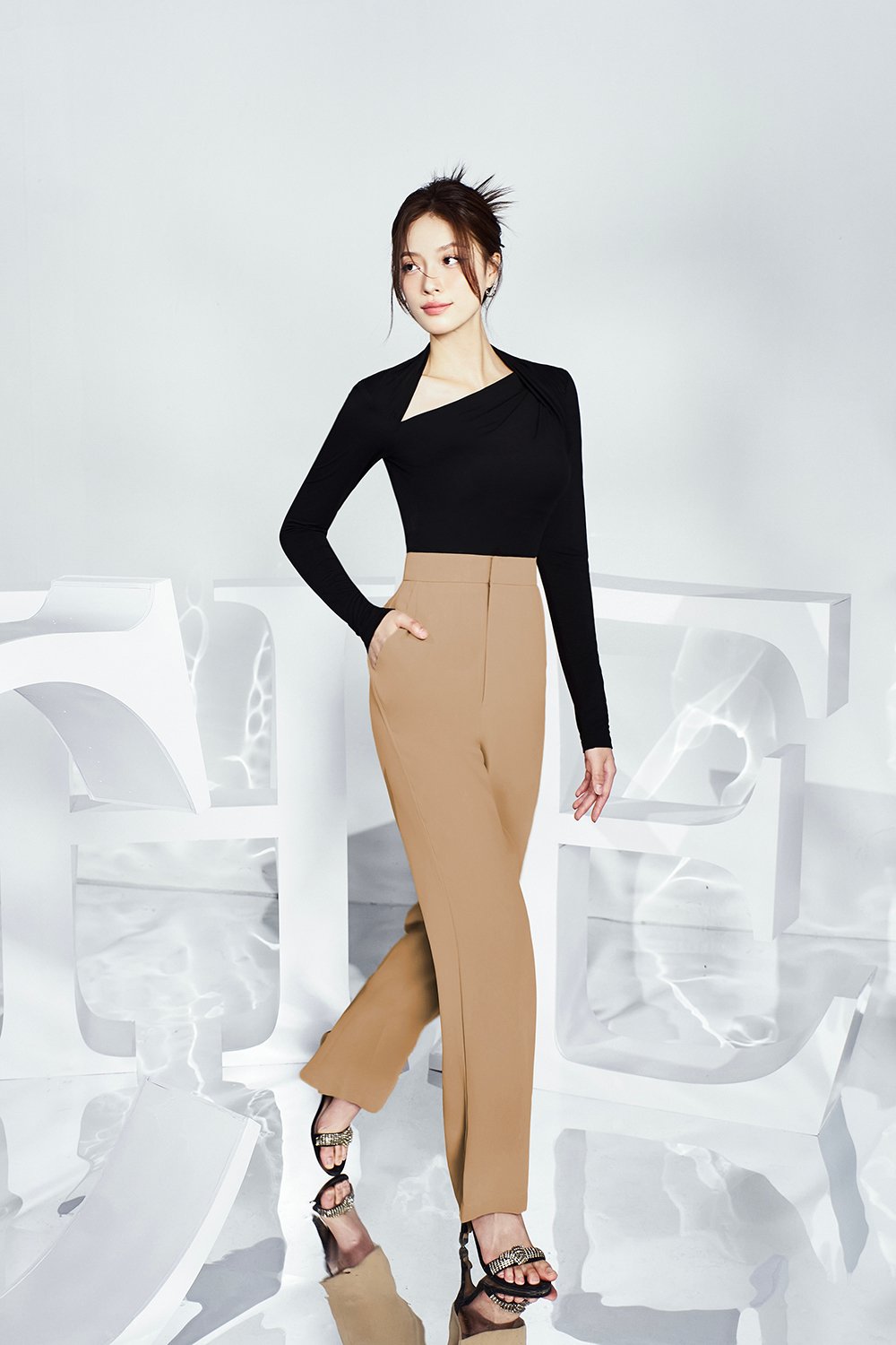 Nikita Slim Fit Pants in Sand