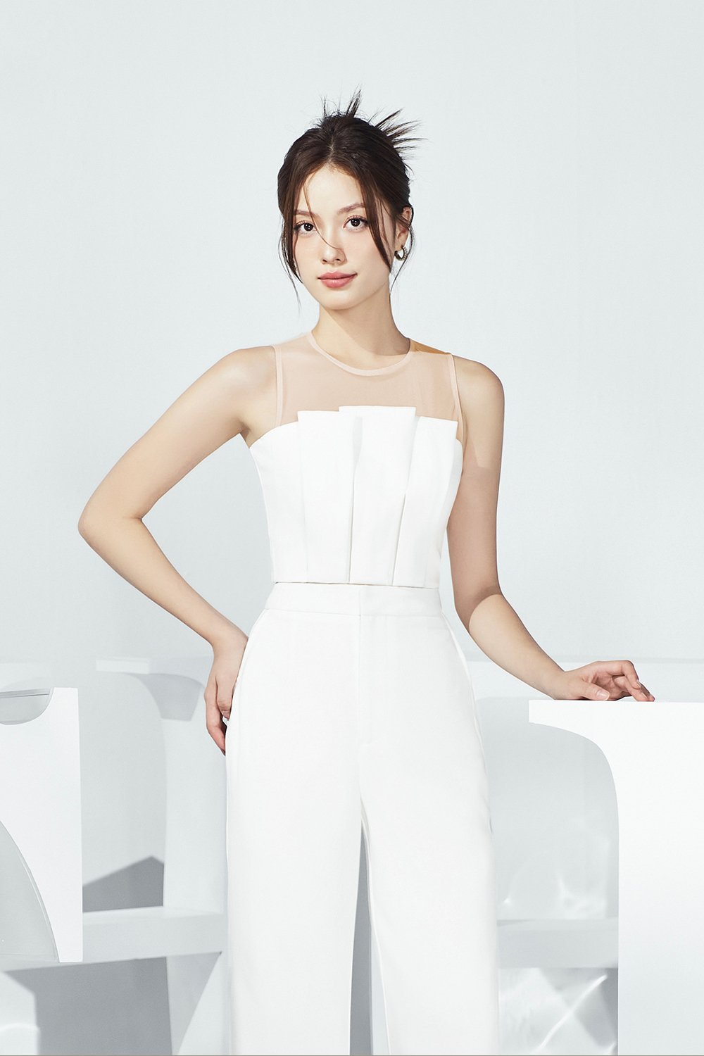 Nikita Slim Fit Pants in Iconic White