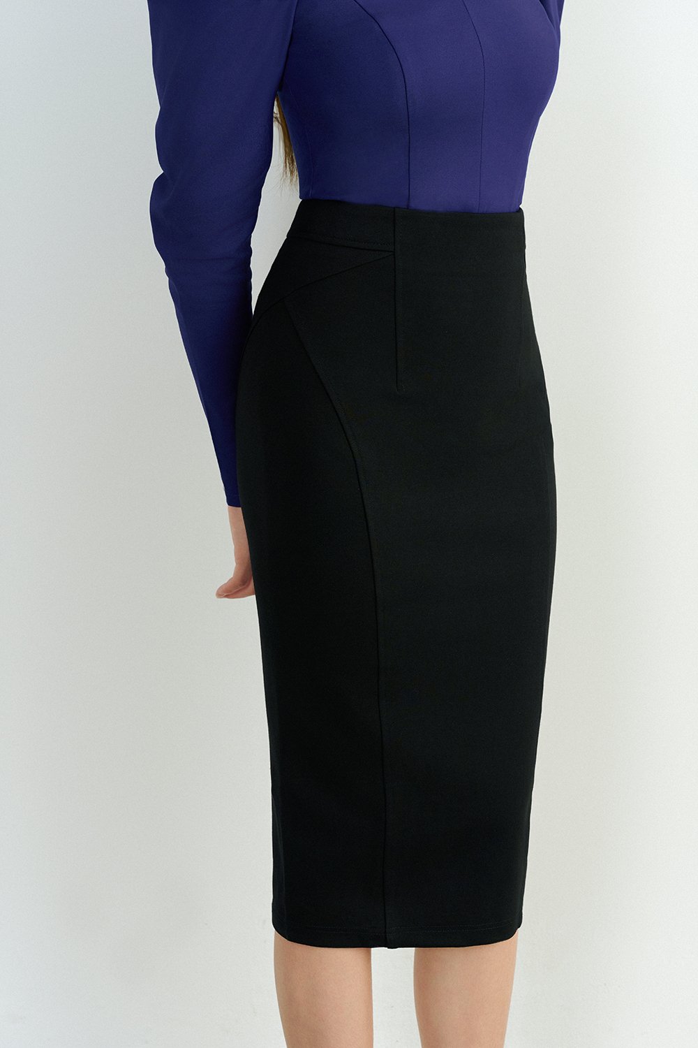 Jaide Tailored Pencil Skirt in Classic Black