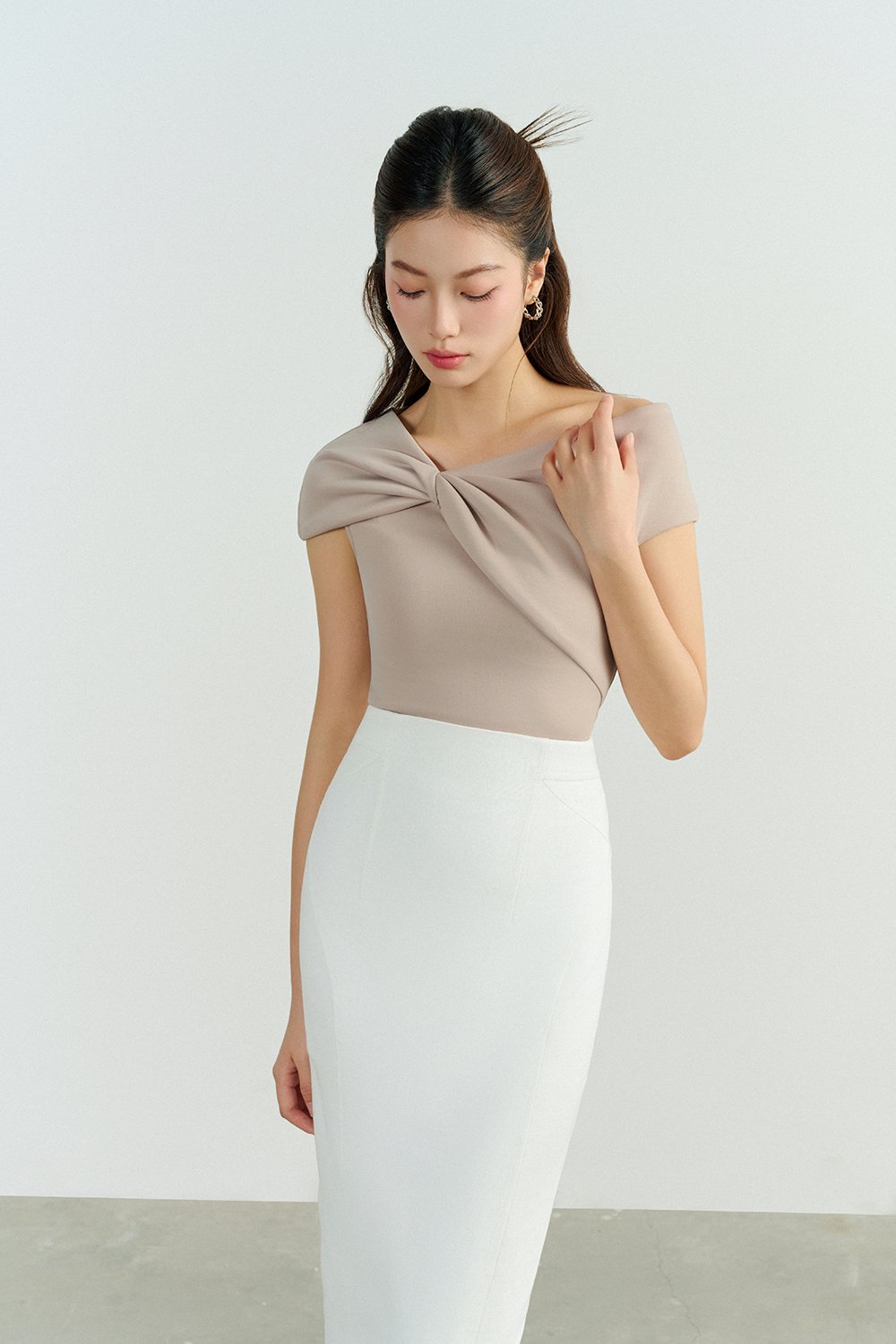 Jaide Tailored Pencil Skirt in Iconic White