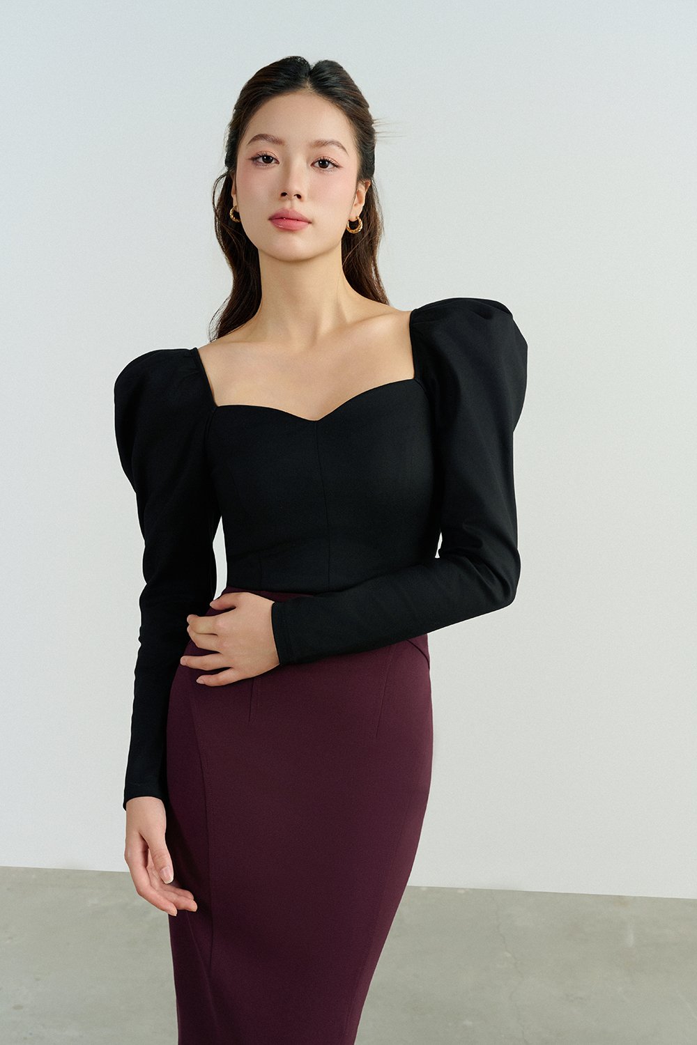 Jaide Tailored Pencil Skirt in Wine Red