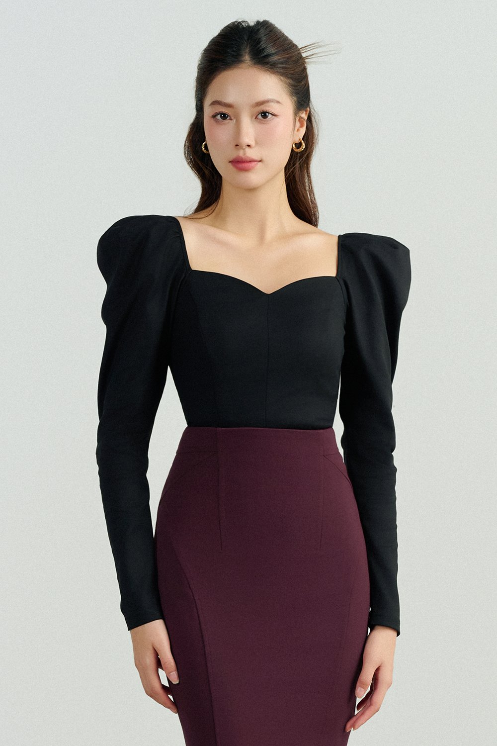 Myley Sweetheart Puff Long Sleeves Top in Classic Black