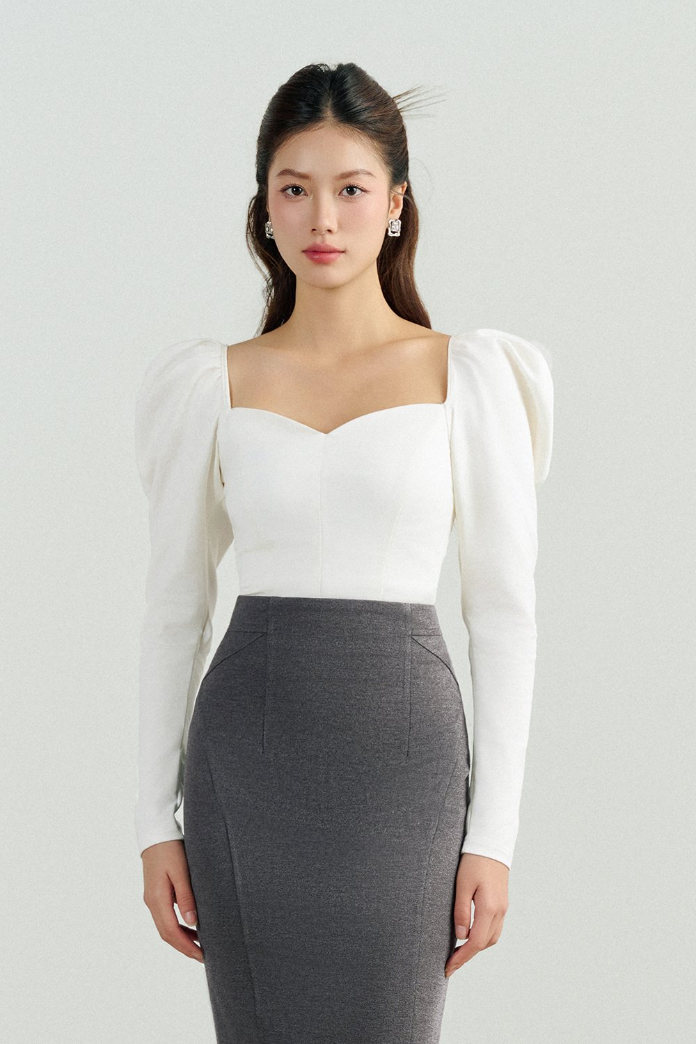 Myley Sweetheart Puff Long Sleeves Top in Iconic White