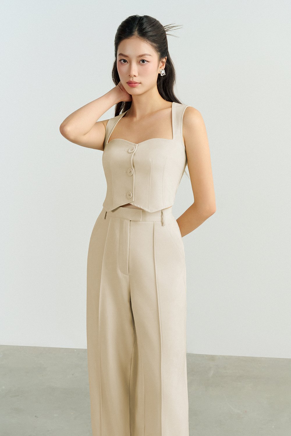 Vianne Straight Leg Pant in Light Cream