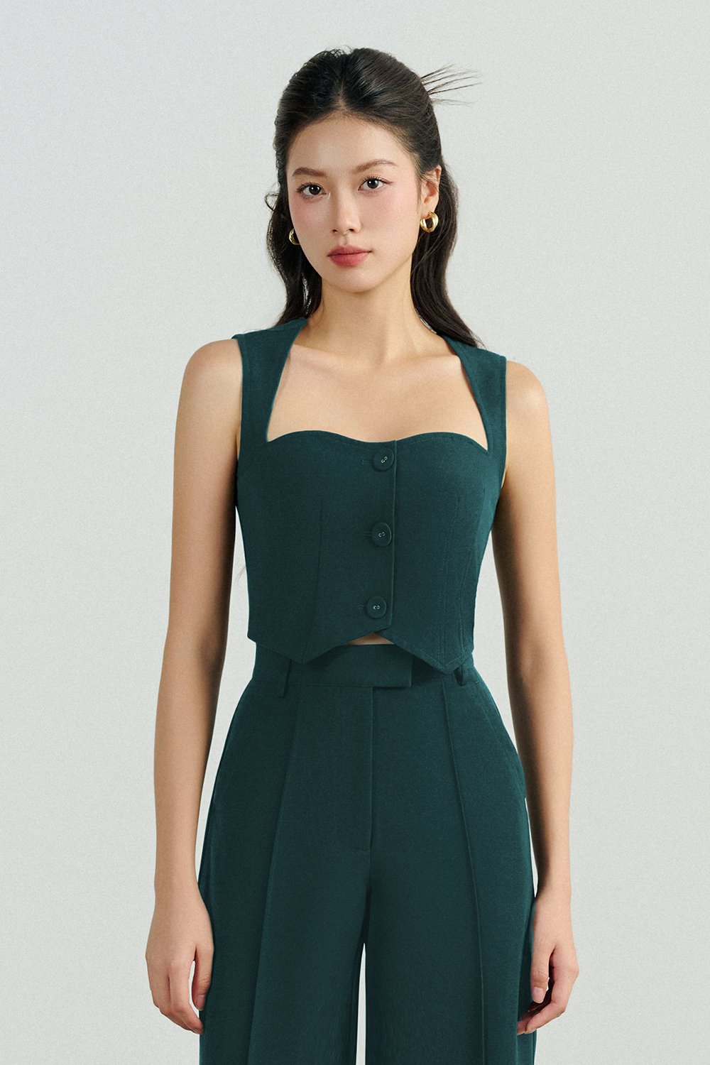 Vianne Vest Cropped Top in Deep Forest