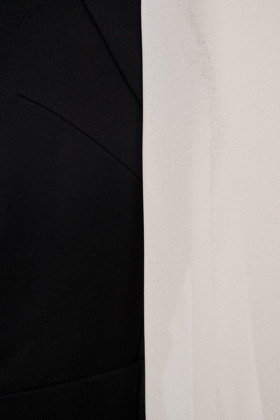 Eisley Chiffon Sleeves Pencil Padded Dress in Classic Black