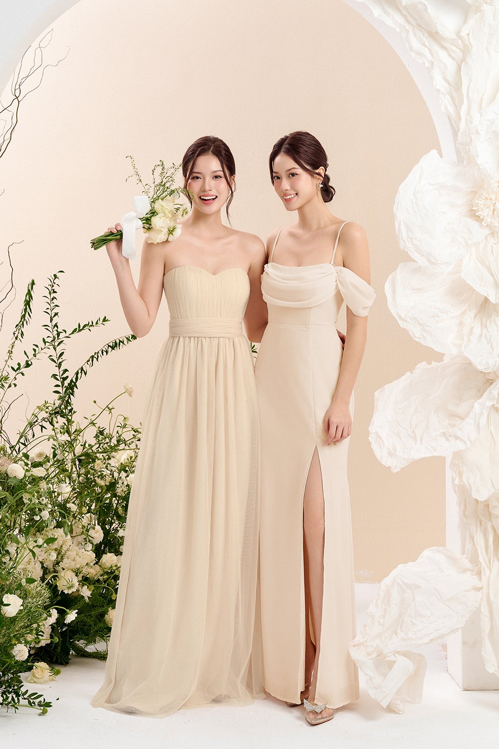 Harlow Infinity Maxi Dress in Chantilly Cream