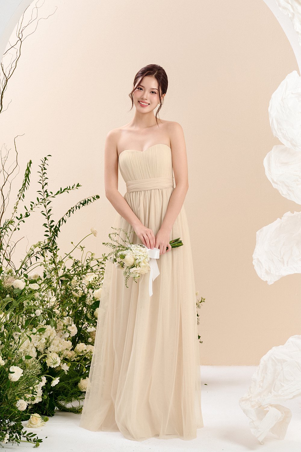 Harlow Infinity Maxi Dress in Chantilly Cream