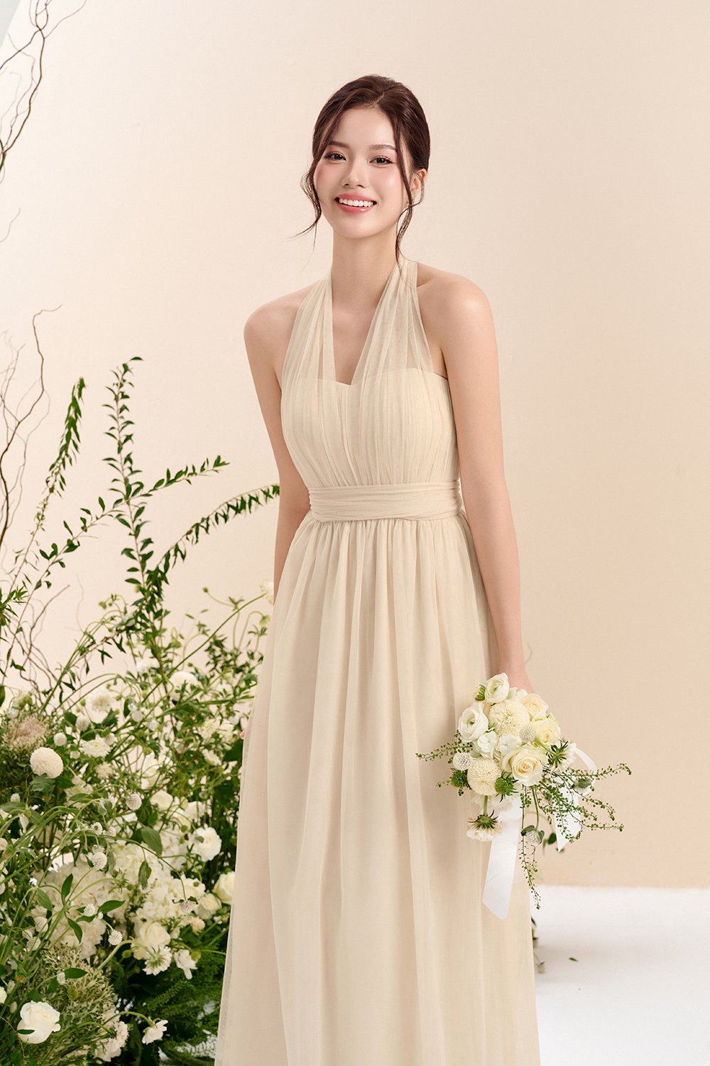 Harlow Infinity Maxi Dress in Chantilly Cream