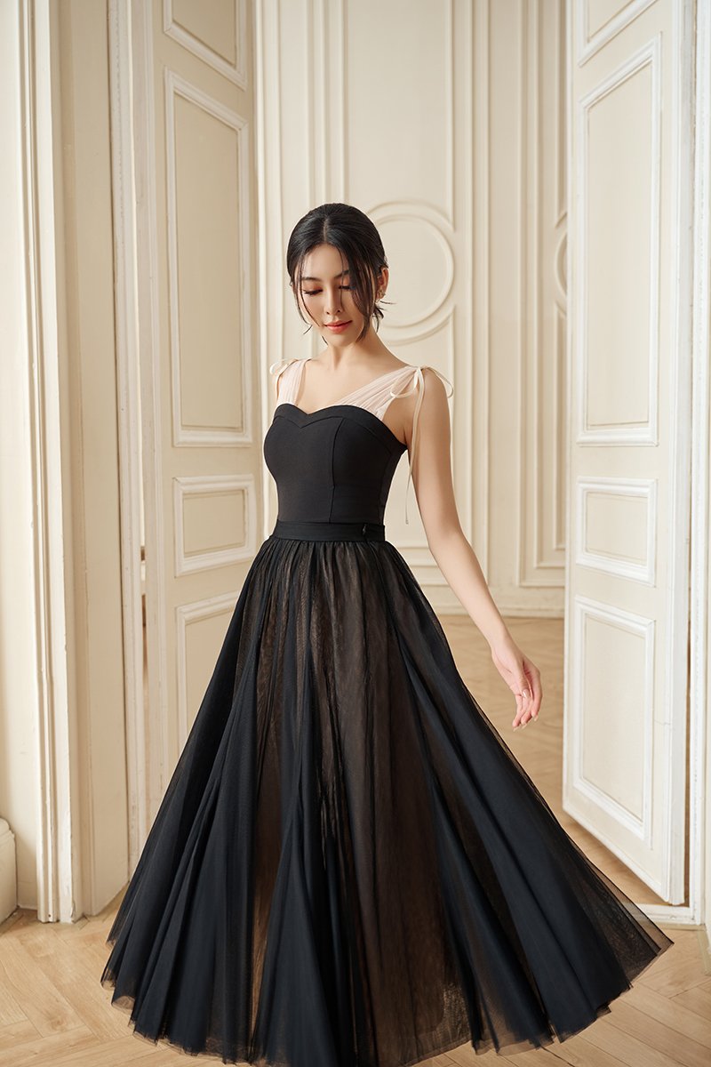 Arletta Sweetheart Tulle Strap Top in Classic Black