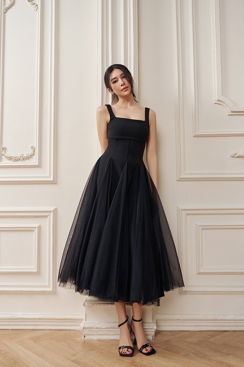 Clarisse Padded Tulle Midi Dress in Classic Black