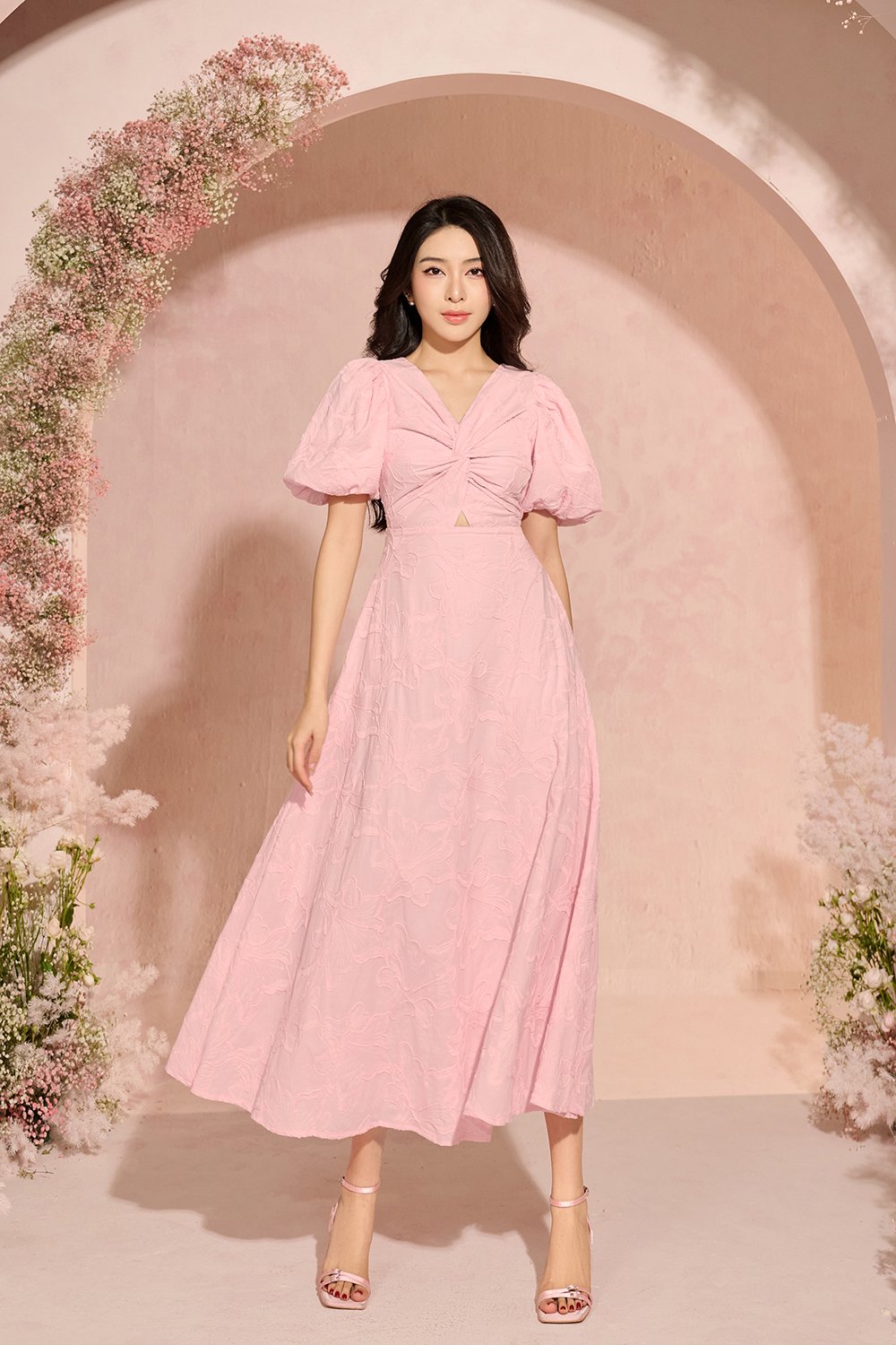 Ellie Puffy Sleeves Embroidered Cotton Midi Dress in Baby Pink