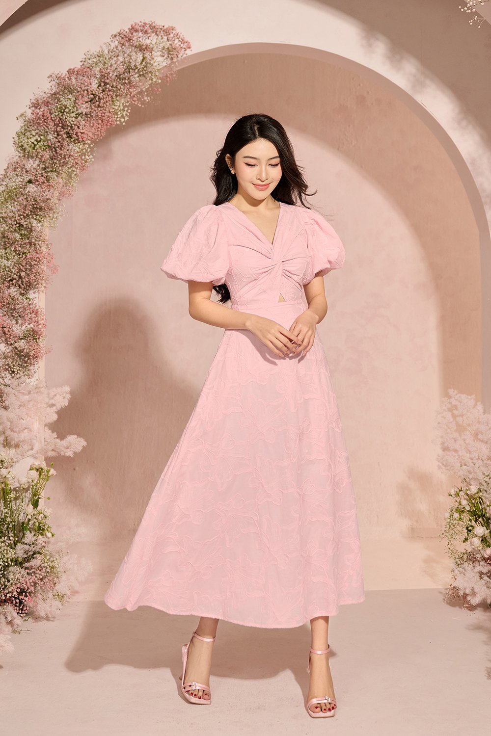 Ellie Puffy Sleeves Embroidered Cotton Midi Dress in Baby Pink
