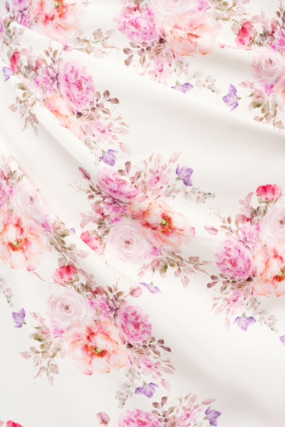 Keren Pleated Twist Back Padded Dress in White Rosette Garden