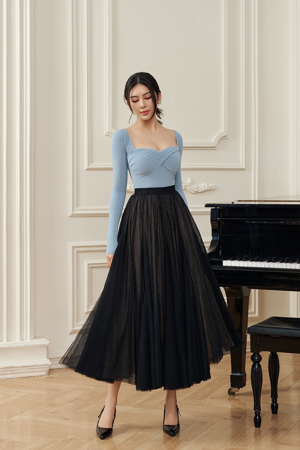 Pirouette Midi Tulle Skirt in Classic Black