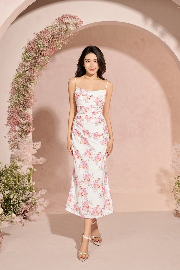 Keren Pleated Twist Back Padded Dress in White Rosette Garden