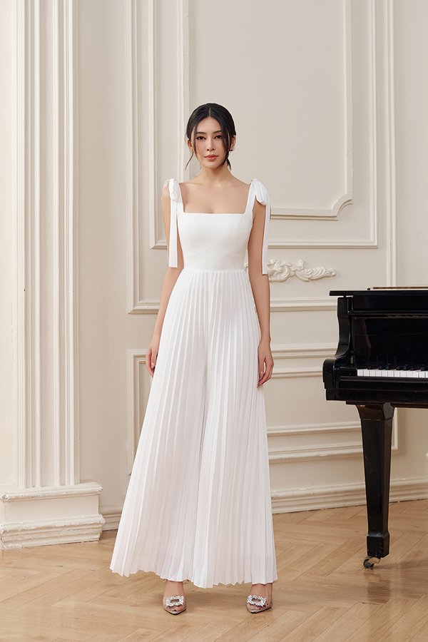 Noémie Padded Chiffon Ribbon Straps Pleated Jumpsuit in Iconic White