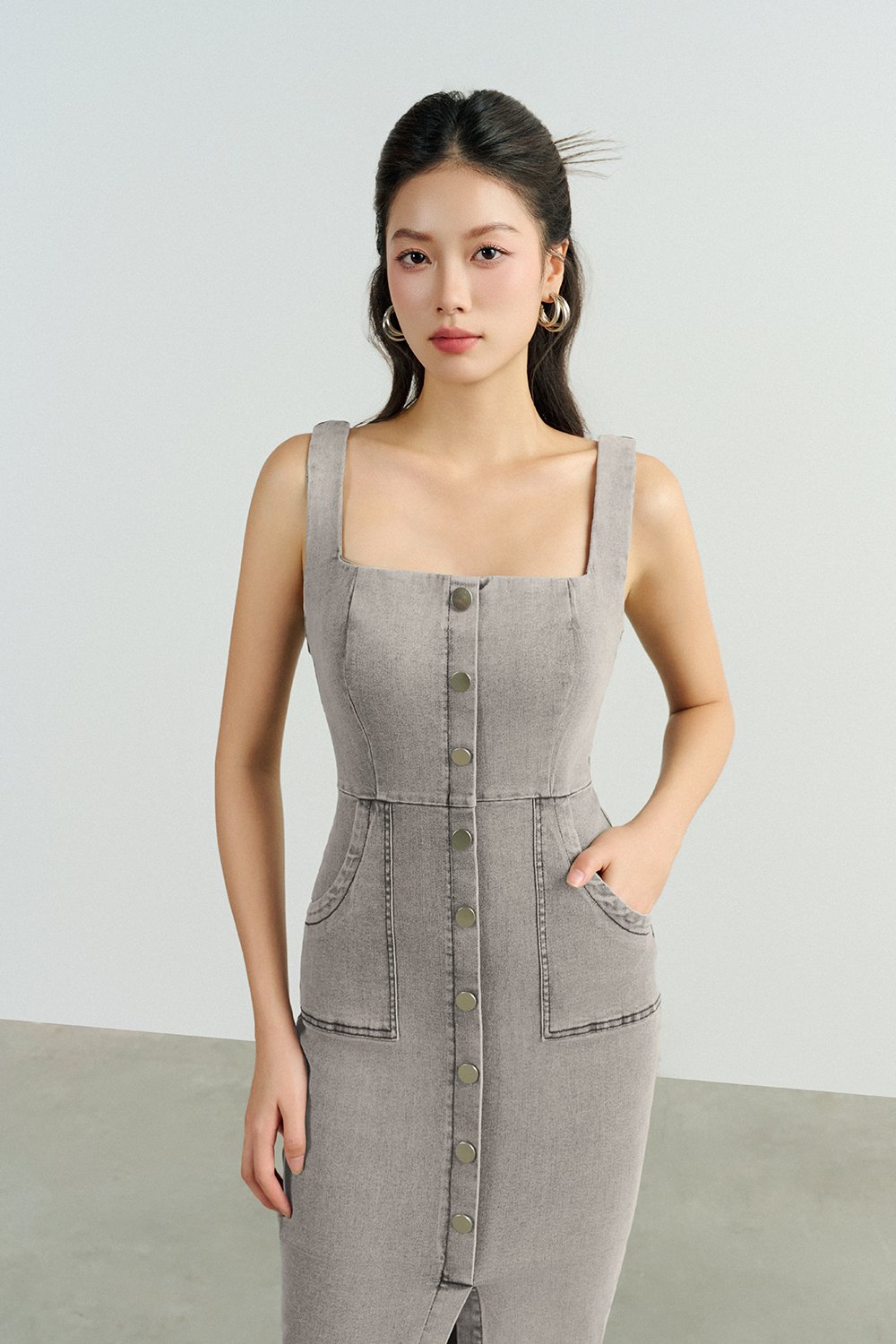 Brynne Denim Pencil Dress in Grey Wash