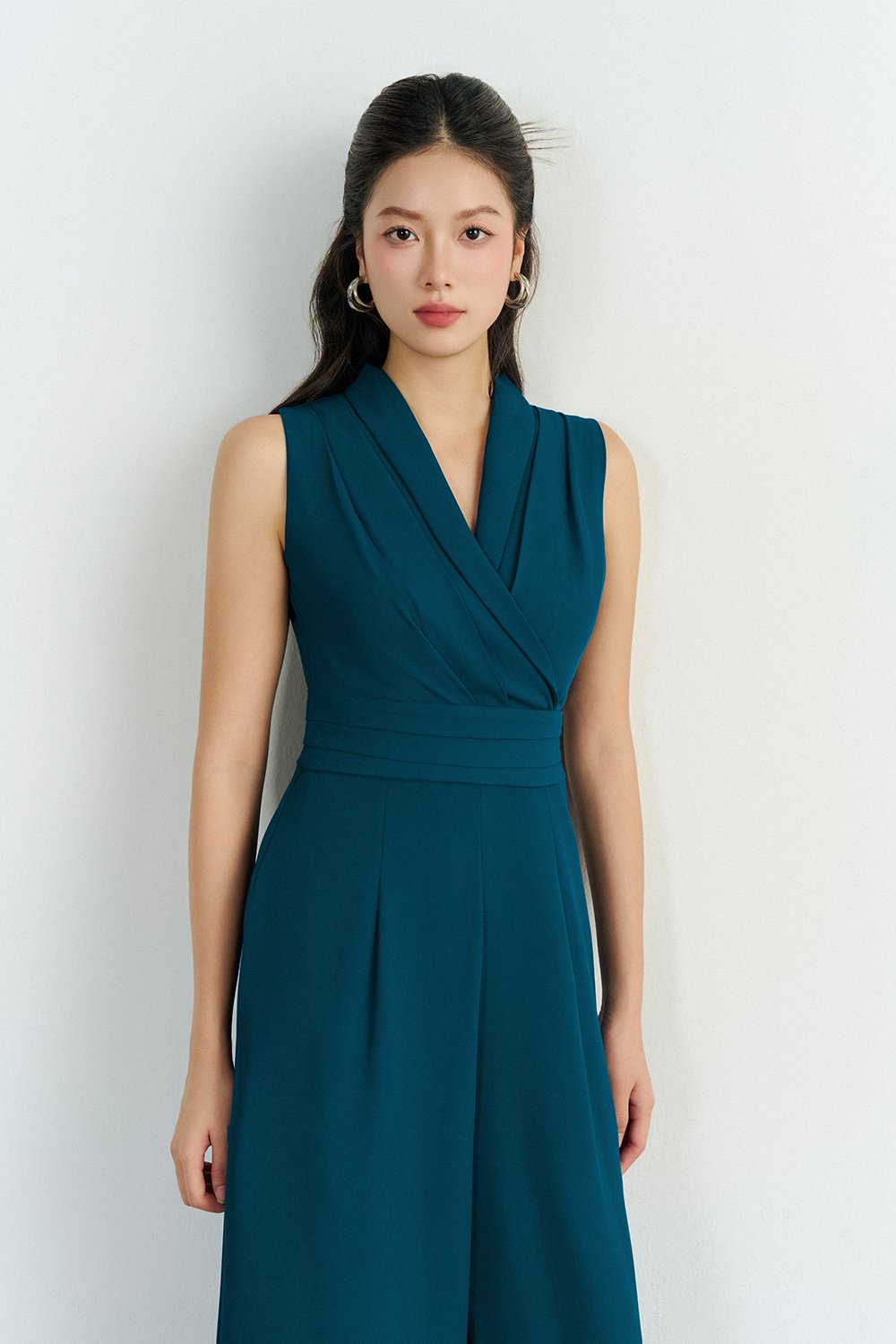 Jaxie Pleated V-Neckline Jumpsuit in Teal Blue