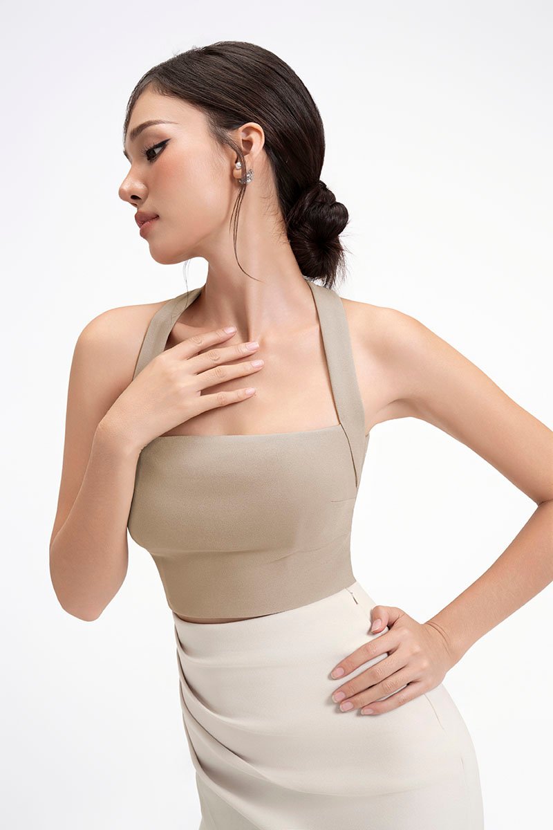 Baelin Padded Halter Top in Stone