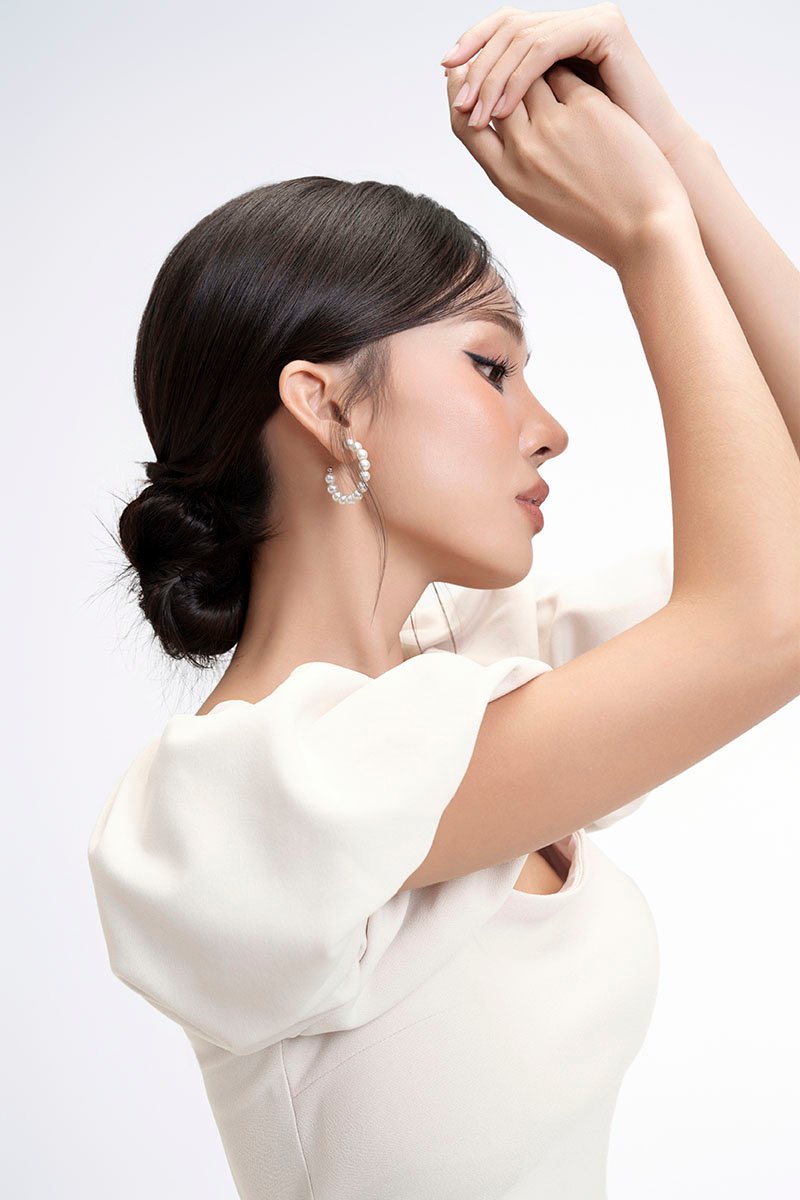 Calista Padded Puffy Sleeves Top in Ivory