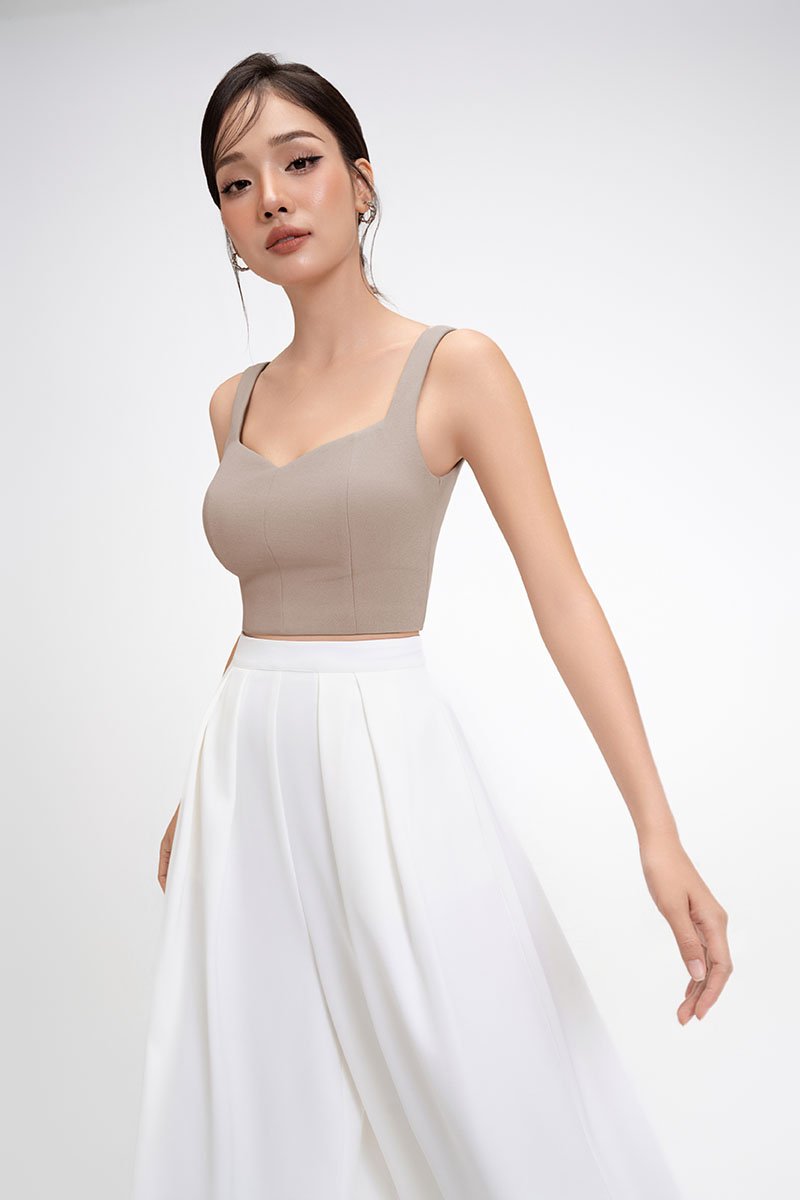 Kelsie Padded Sweetheart Top in Stone