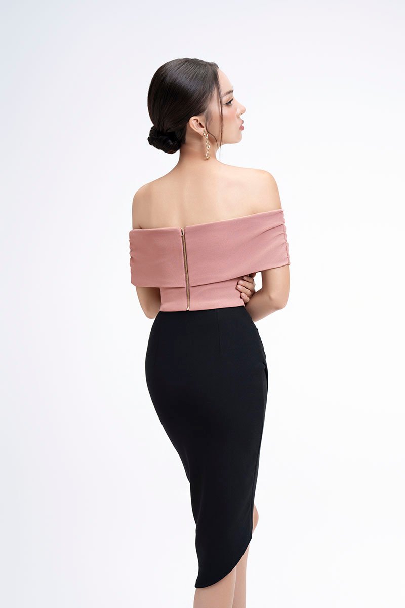 Demi Off Shoulder Padded Top in Dusty Rose