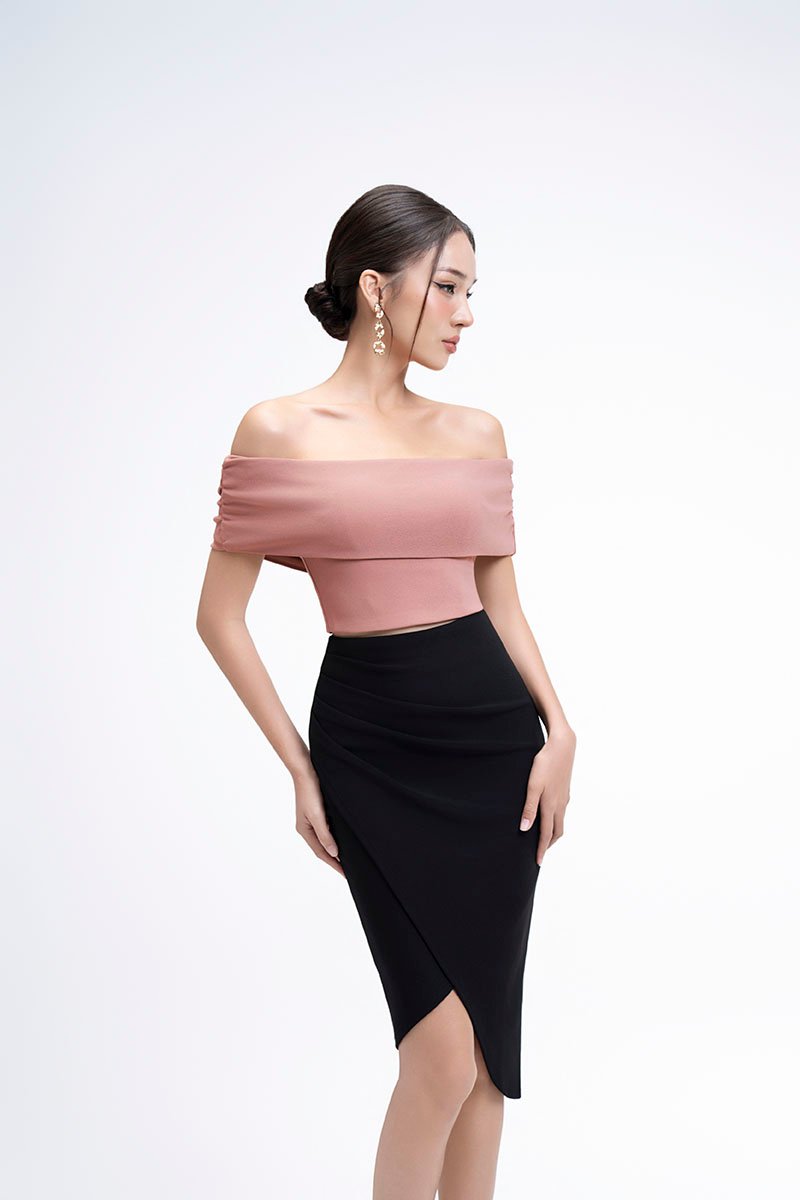 Demi Off Shoulder Padded Top in Dusty Rose