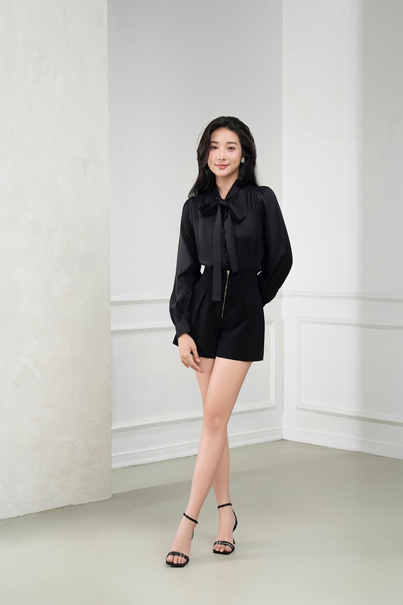 Serin 2-Pcs Pussybow Top in Classic Black