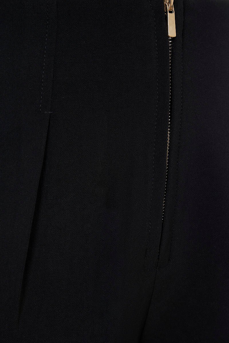 Sion High Waist Shorts in Classic Black