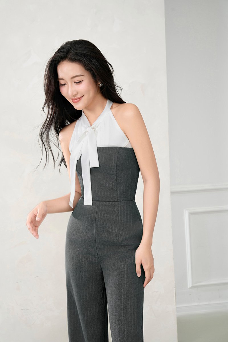 Yeeun Pussybow Halter Top in Iconic White