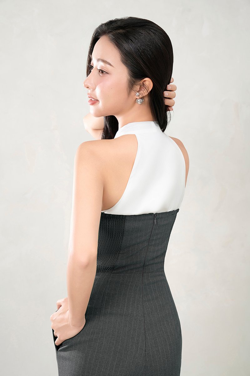 Yeeun Pussybow Halter Top in Iconic White