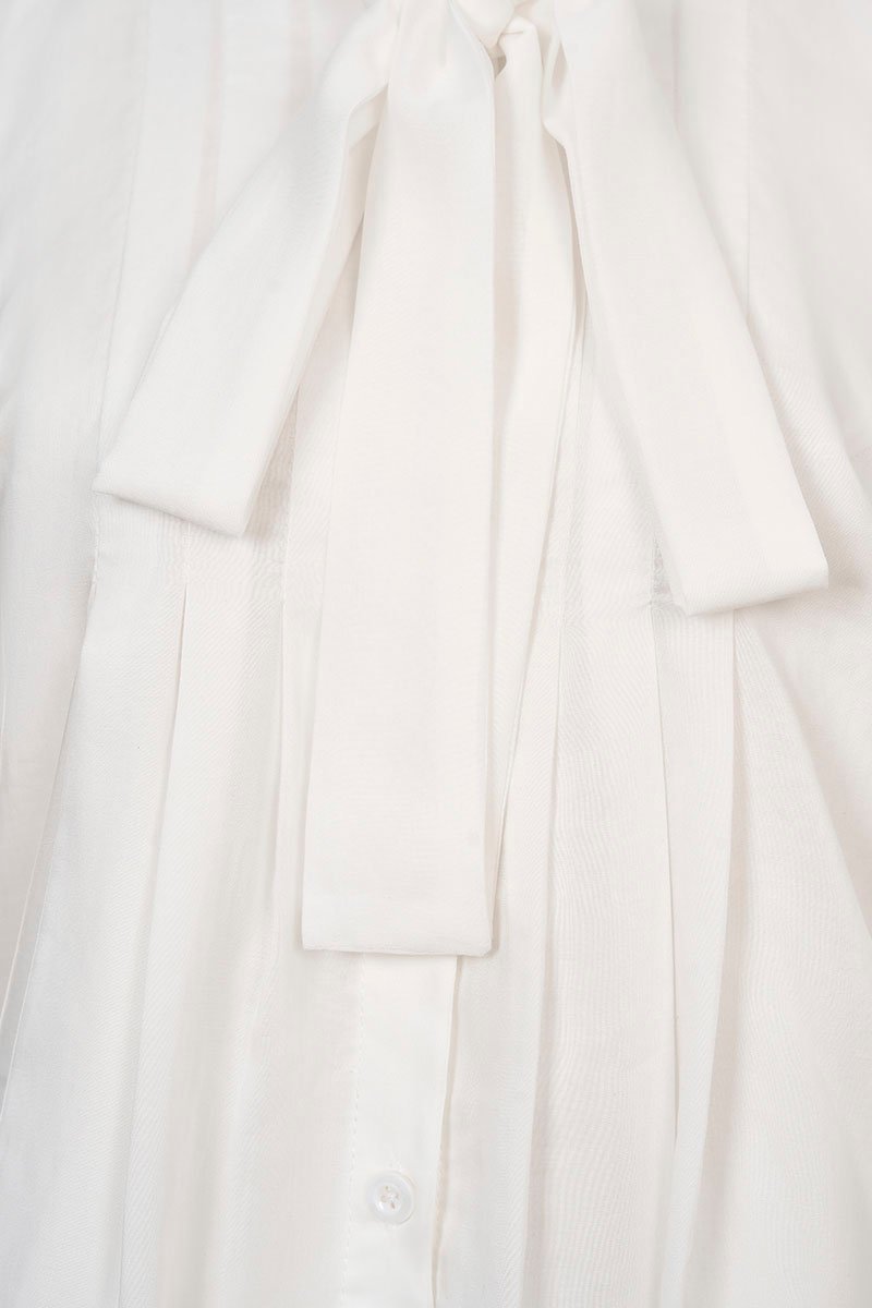 Yeeun Pussybow Halter Top in Iconic White