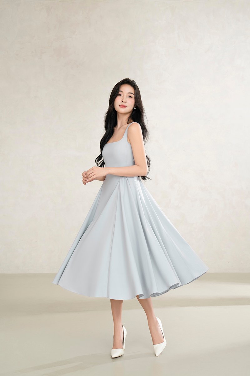 Yejin Padded Flare Midi Dress in Powder Blue