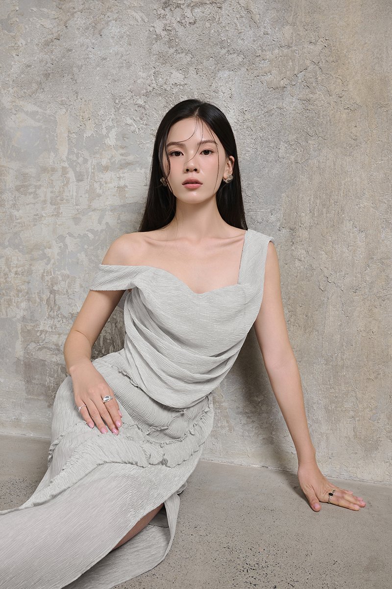 Arwen Draped Sweetheart Top in Dove Grey