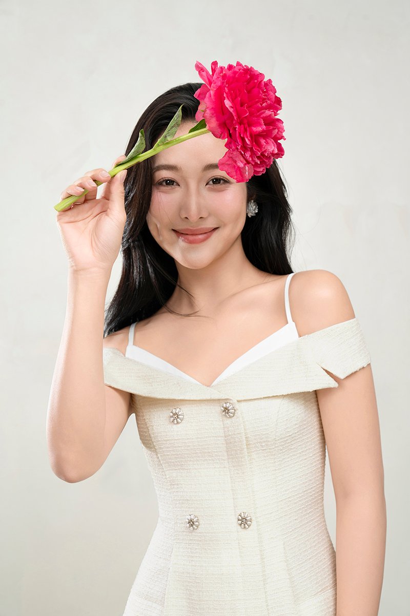 Chaerin Off Shoulder Mini Dress in Ivory